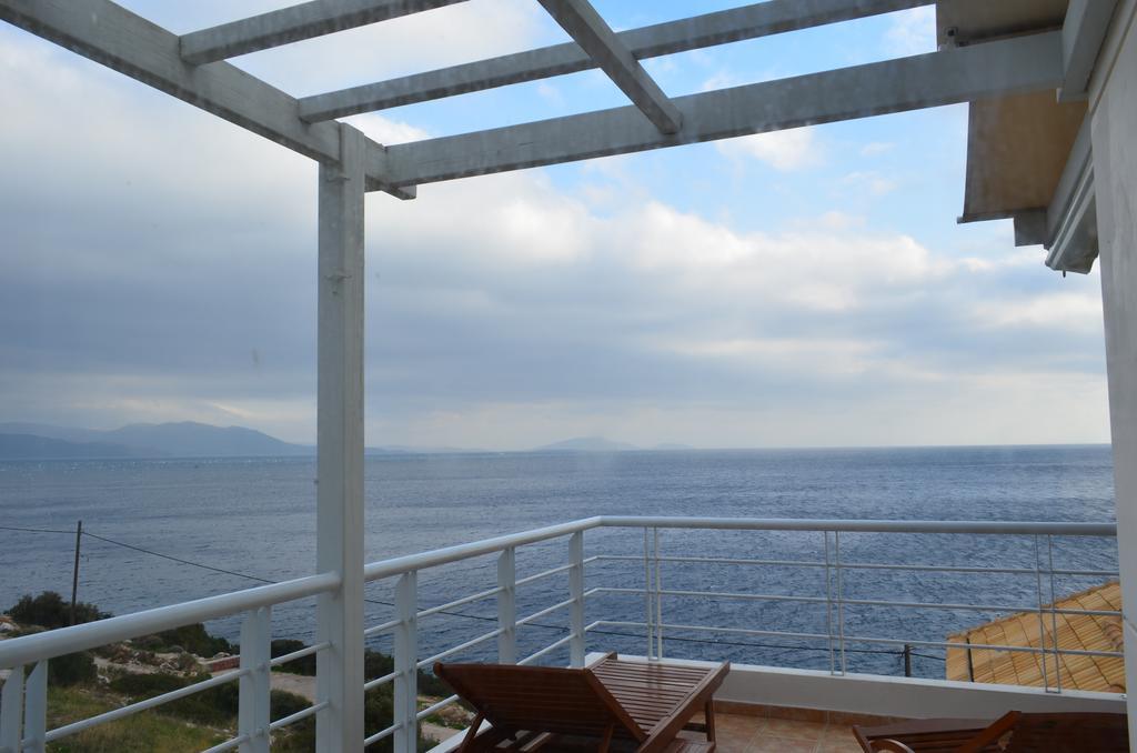 Giorgis Home Seafront Скиниас Екстериор снимка